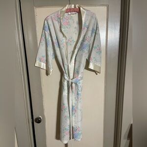 Vintage Vandermere Floral Robe w/ Satin Trim Union Made M